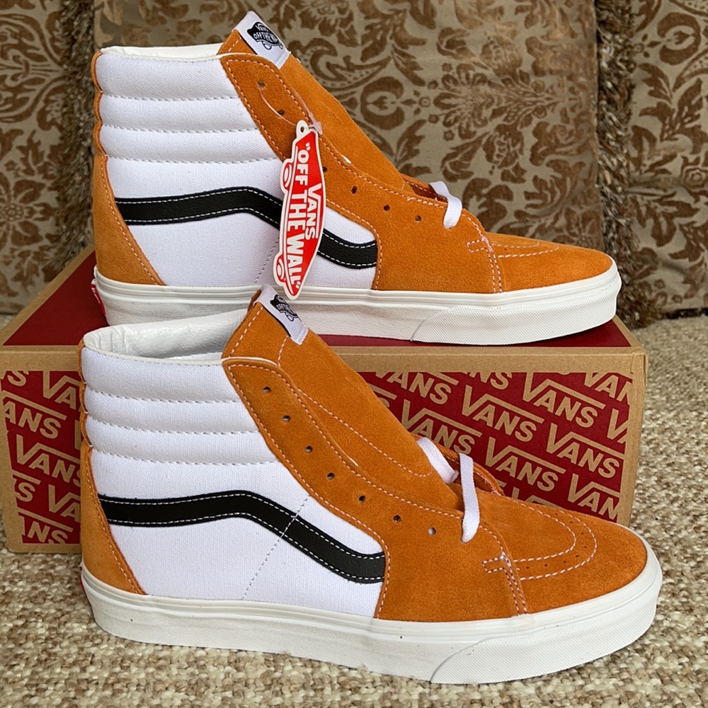Vans Sk8-Hi Sneakers in White, Orange & Black - Picture 3 of 16